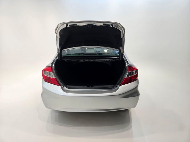 Honda Civic Sedan LXR 2.0 Flexone 16V Aut. 4p