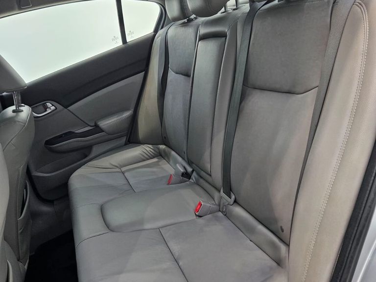 Honda Civic Sedan LXR 2.0 Flexone 16V Aut. 4p