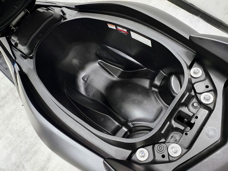 YAMAHA NMAX Connected 160 ABS