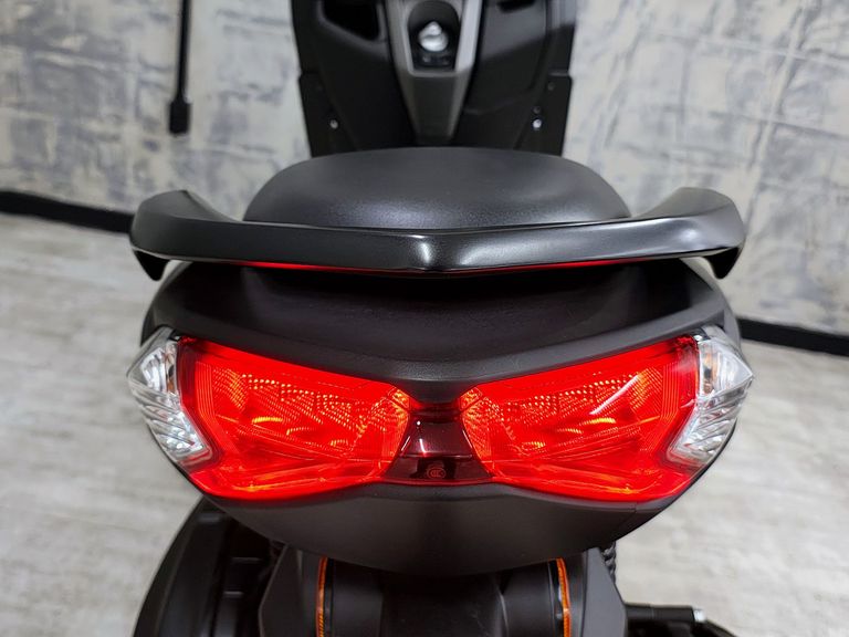 YAMAHA NMAX Connected 160 ABS