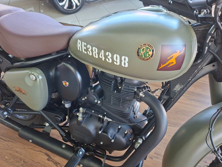 Royal Enfield Classic 350 Dark