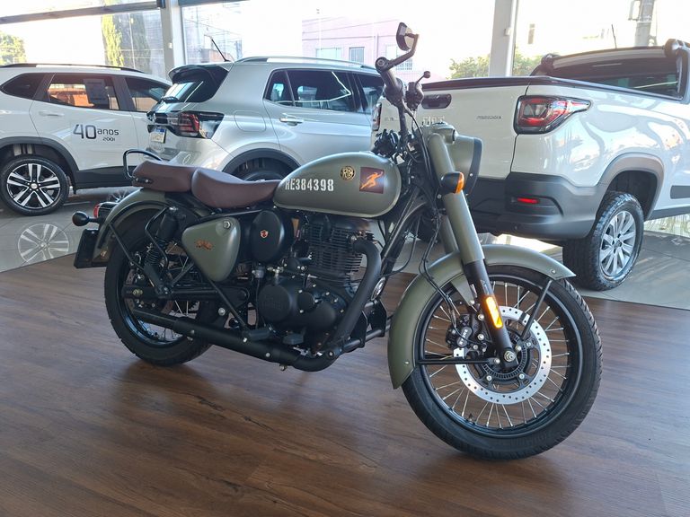 Royal Enfield Classic 350 Dark