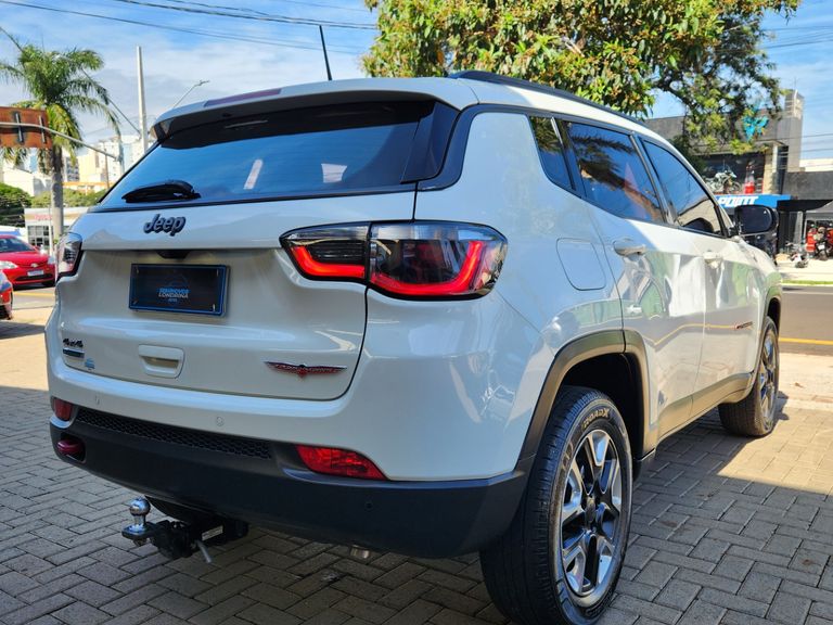 Jeep COMPASS TRAILHAWK 2.0 4x4 Dies. 16V Aut.