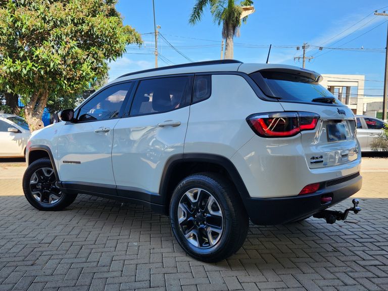 Jeep COMPASS TRAILHAWK 2.0 4x4 Dies. 16V Aut.