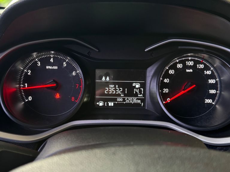 Chevrolet ONIX SEDAN Plus LT 1.0 12V Flex 4p Mec.