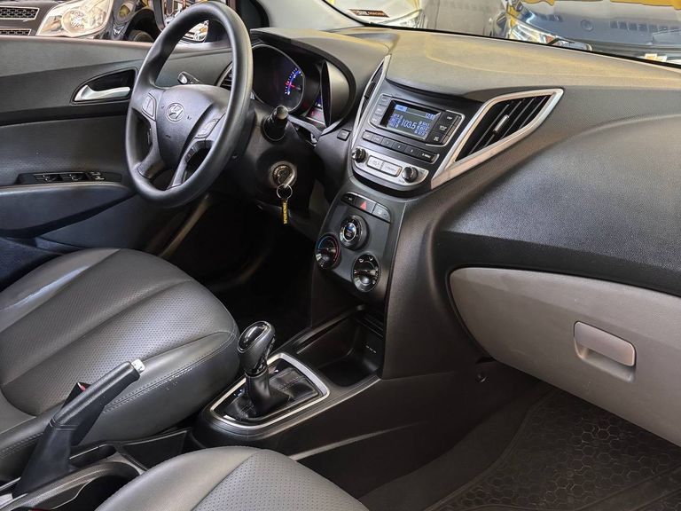 Hyundai HB20S C.Style/C.Plus1.6 Flex 16V Aut. 4p