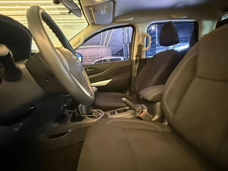 Nissan Frontier S CD 4x4 2.3 TB Diesel Mec.