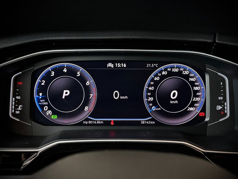 VolksWagen Nivus Highline 1.0 200 TSI Flex Aut.