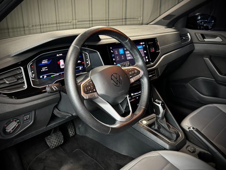 VolksWagen Nivus Highline 1.0 200 TSI Flex Aut.