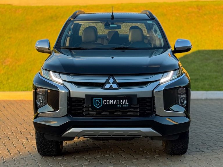 Mitsubishi L200 Triton Sport HPE-S 2.4 CD Dies. Aut