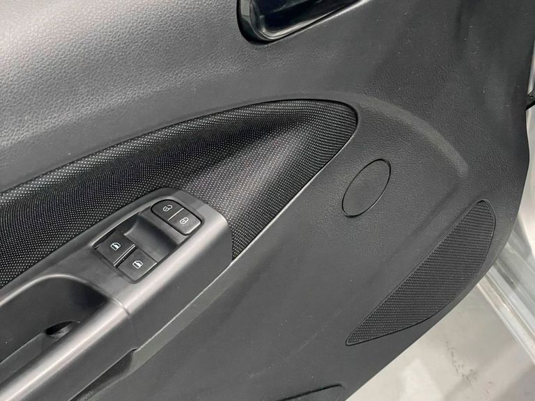 VolksWagen VOYAGE 1.6 MSI Flex 16V 4p Aut.