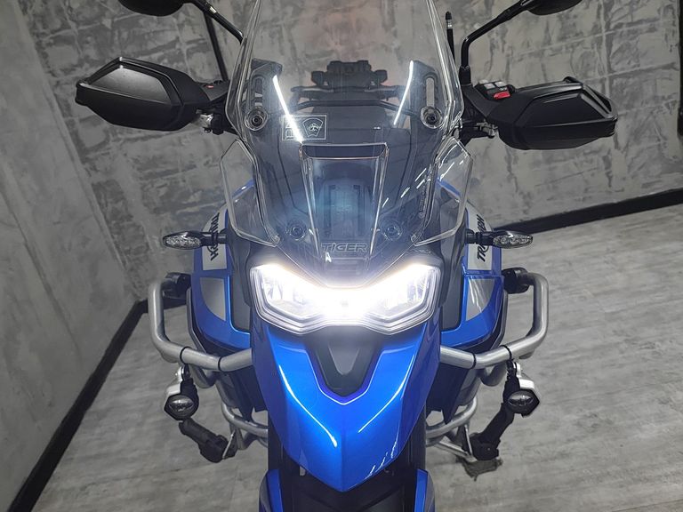 TRIUMPH TIGER 900 GT PRO