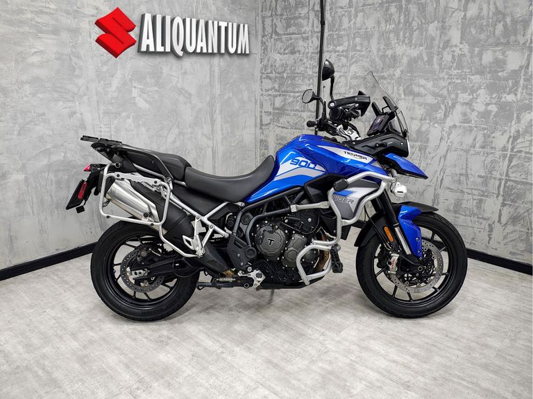 TRIUMPH TIGER 900 GT PRO