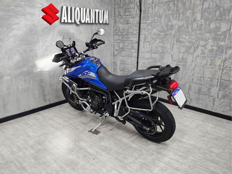 TRIUMPH TIGER 900 GT PRO