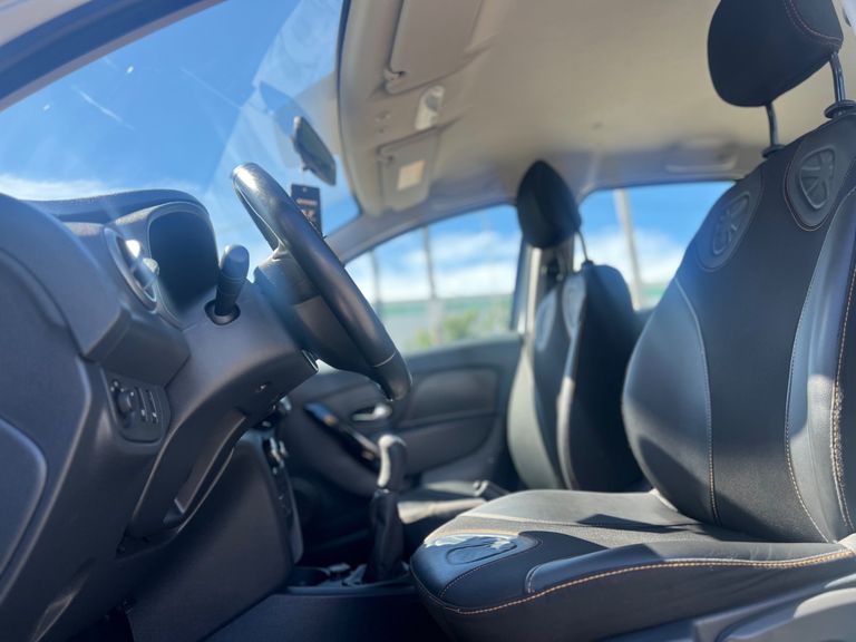 Renault SANDERO STEPWAY Flex 1.6 16V 5p