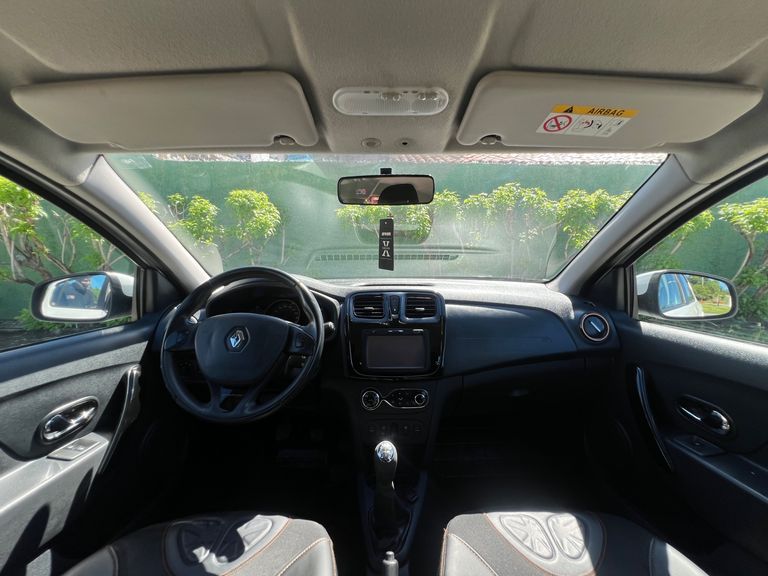 Renault SANDERO STEPWAY Flex 1.6 16V 5p