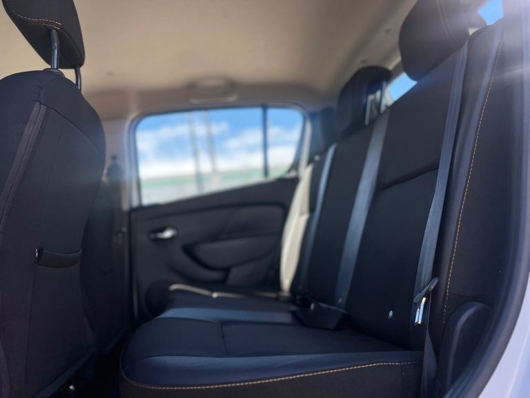 Renault SANDERO STEPWAY Flex 1.6 16V 5p