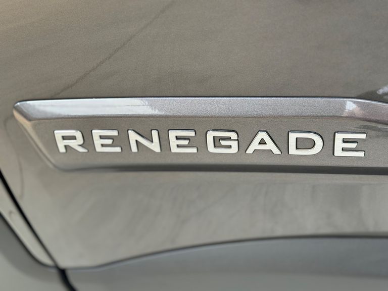 Jeep Renegade Long. T270 1.3 TB 4x2 Flex Aut.