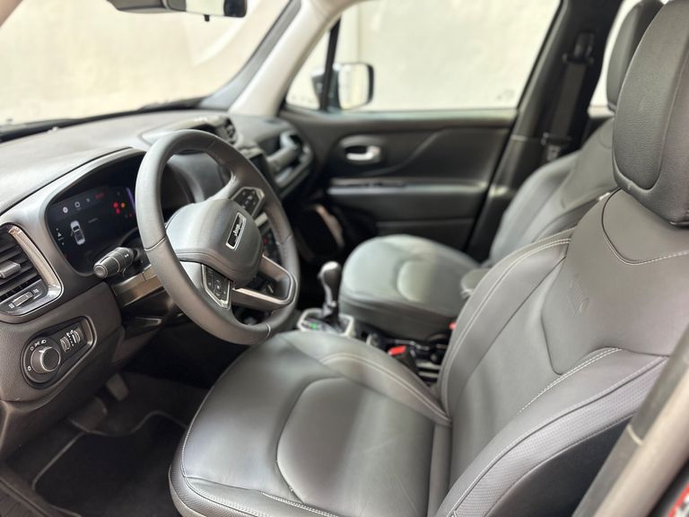 Jeep Renegade Long. T270 1.3 TB 4x2 Flex Aut.