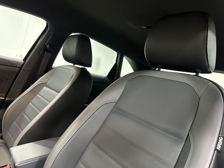 VolksWagen Nivus Highline 1.0 200 TSI Flex Aut.