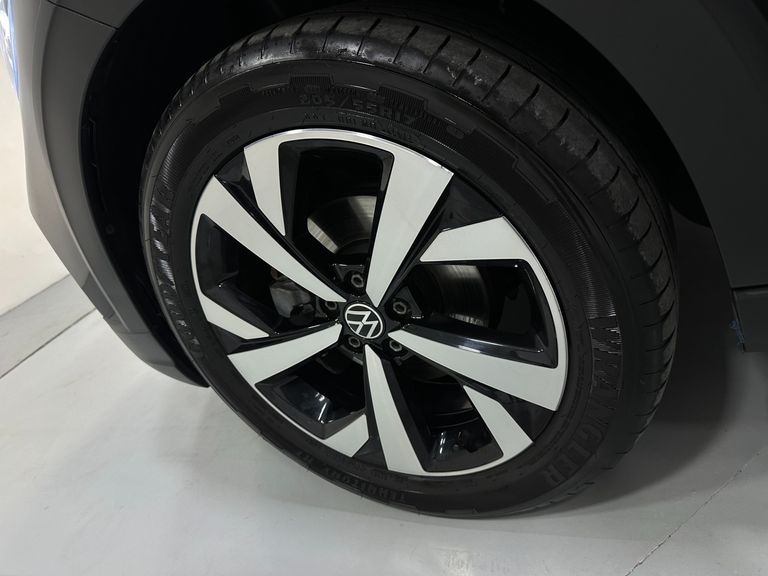 VolksWagen Nivus Highline 1.0 200 TSI Flex Aut.