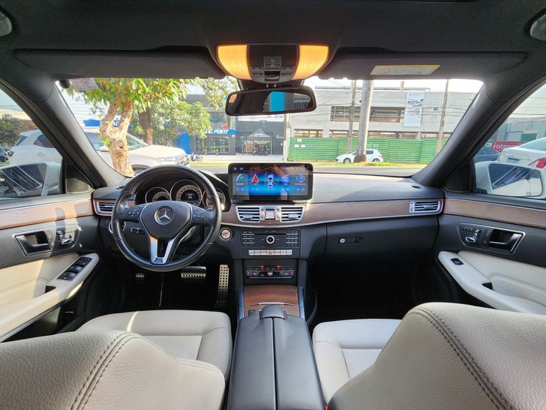 Mercedes E-250 CGI Avantgarde 2.0 TB 211cv Aut.