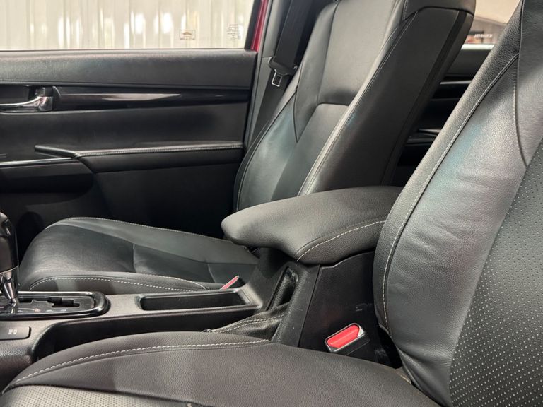 Toyota Hilux CD SRX 4x4 2.8 TDI 16V Diesel Aut.