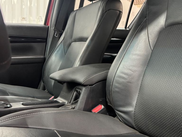 Toyota Hilux CD SRX 4x4 2.8 TDI 16V Diesel Aut.