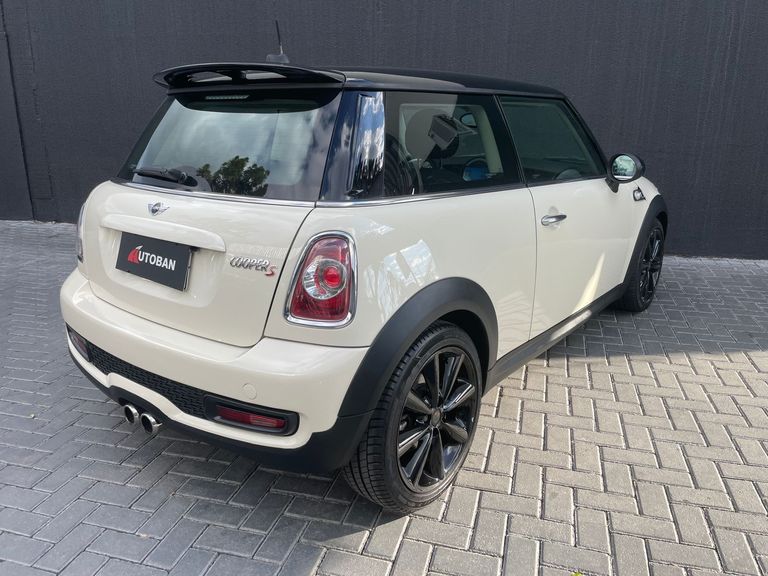 Mini COOPER COUPE S 1.6 Aut.