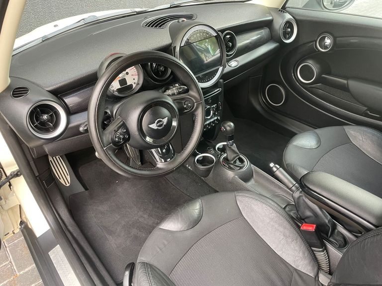 Mini COOPER COUPE S 1.6 Aut.