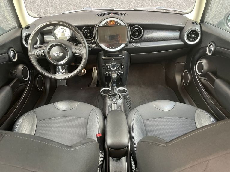 Mini COOPER COUPE S 1.6 Aut.