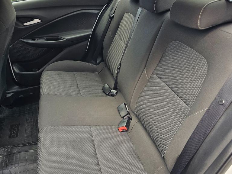 Chevrolet ONIX SEDAN Plus LTZ 1.0 12V TB Flex Mec.