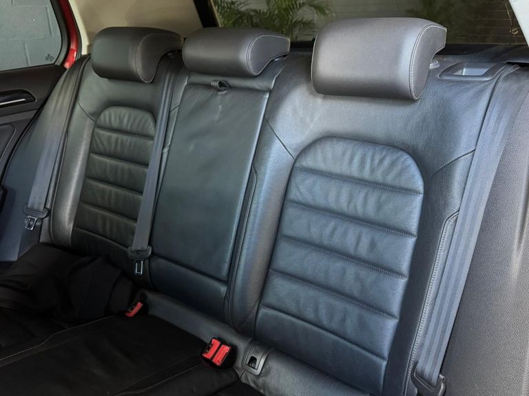 VolksWagen Golf Highline 1.4 TSI 140cv Aut.