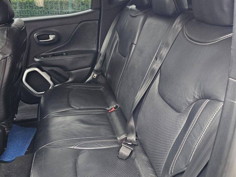 Jeep Renegade Sport 1.8 4x2 Flex 16V Aut.