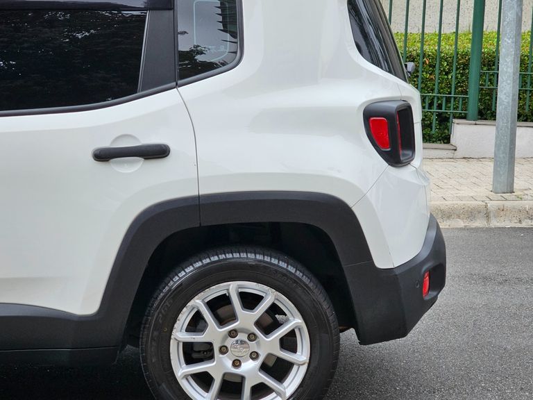 Jeep Renegade Sport 1.8 4x2 Flex 16V Aut.