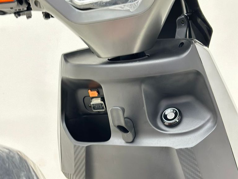 Panda SCOOTER ELÉTRICA FOREVER P9