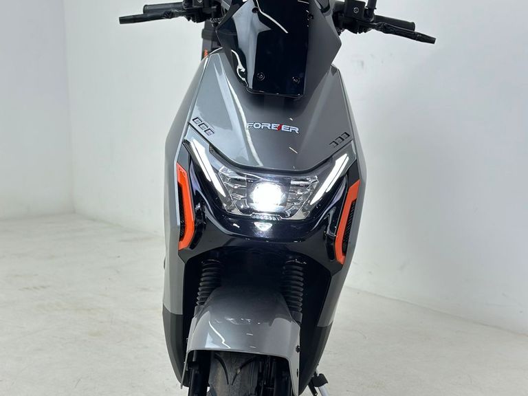 Panda SCOOTER ELÉTRICA FOREVER P9