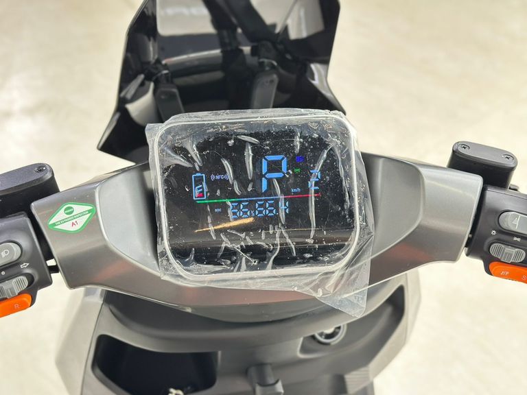 Panda SCOOTER ELÉTRICA FOREVER P9