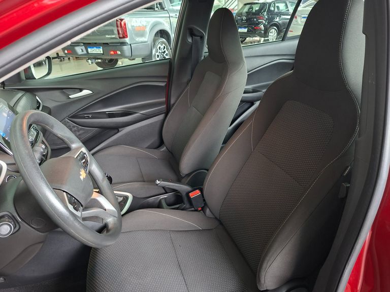 Chevrolet ONIX SEDAN Plus LT 1.0 12V Flex 4p Mec.