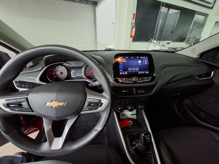 Chevrolet ONIX SEDAN Plus LT 1.0 12V Flex 4p Mec.