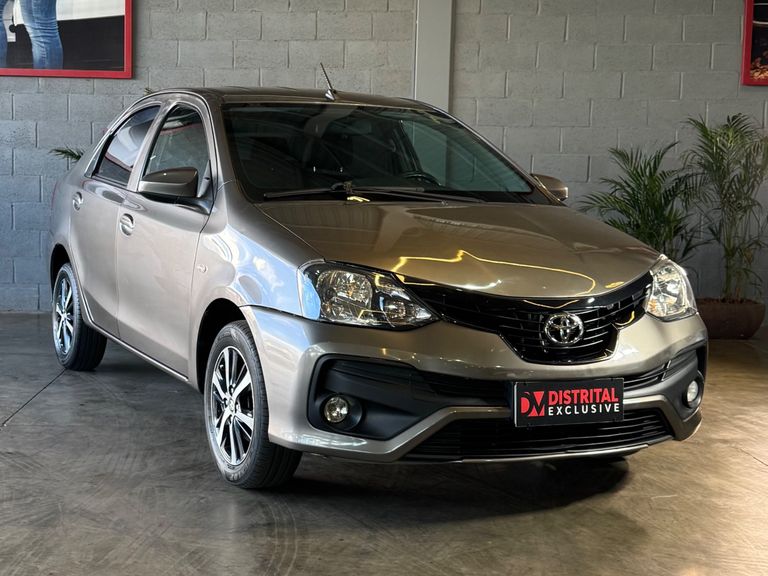 Toyota ETIOS X Sedan 1.5 Flex 16V 4p Mec.