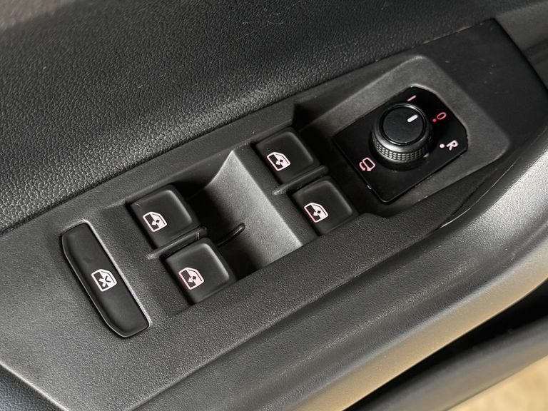 VolksWagen Nivus Highline 1.0 200 TSI Flex Aut.