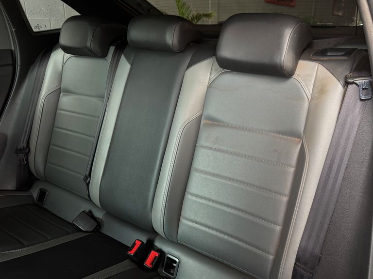 VolksWagen Nivus Highline 1.0 200 TSI Flex Aut.