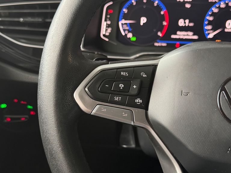 VolksWagen Nivus Highline 1.0 200 TSI Flex Aut.