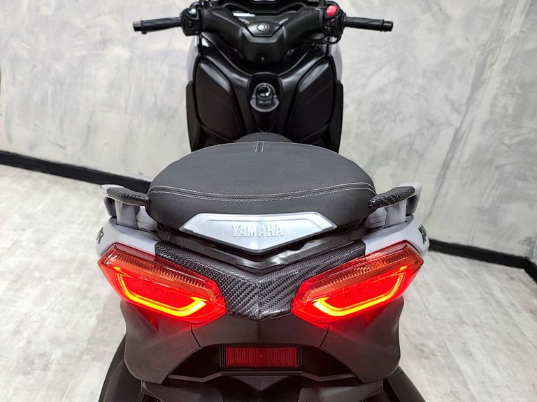 YAMAHA XMAX 250 ABS