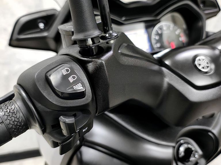 YAMAHA XMAX 250 ABS