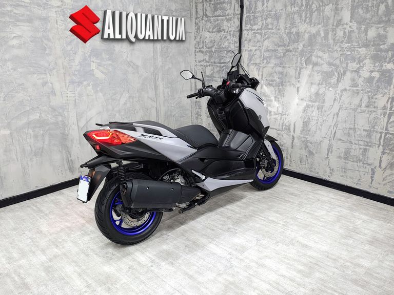 YAMAHA XMAX 250 ABS