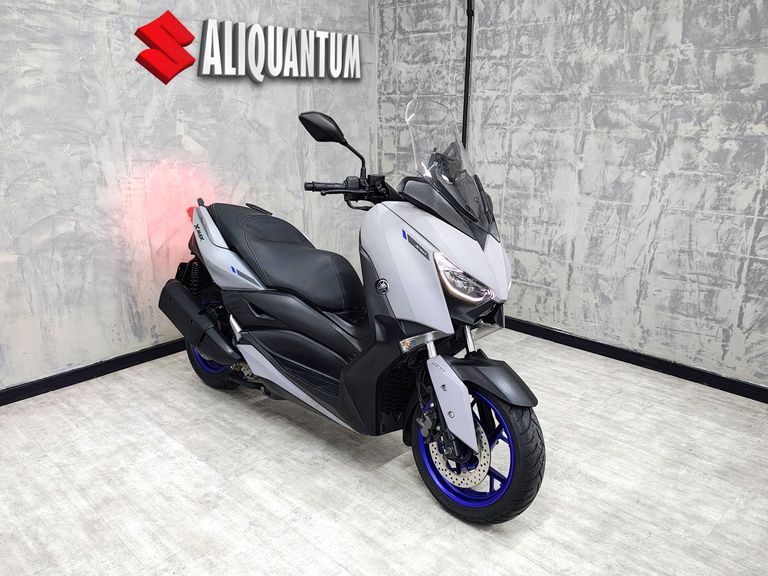 YAMAHA XMAX 250 ABS