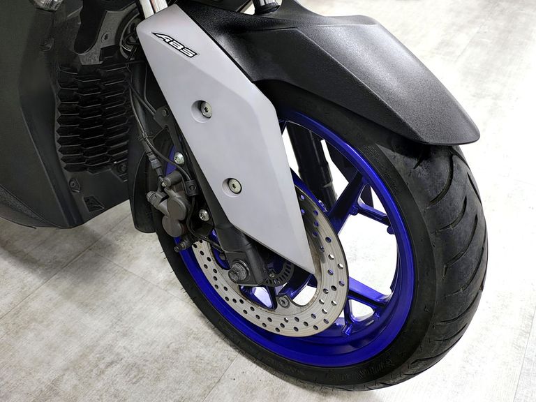 YAMAHA XMAX 250 ABS
