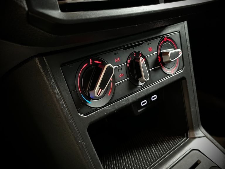 VolksWagen Polo 1.0 MPI Flex 12V 5p
